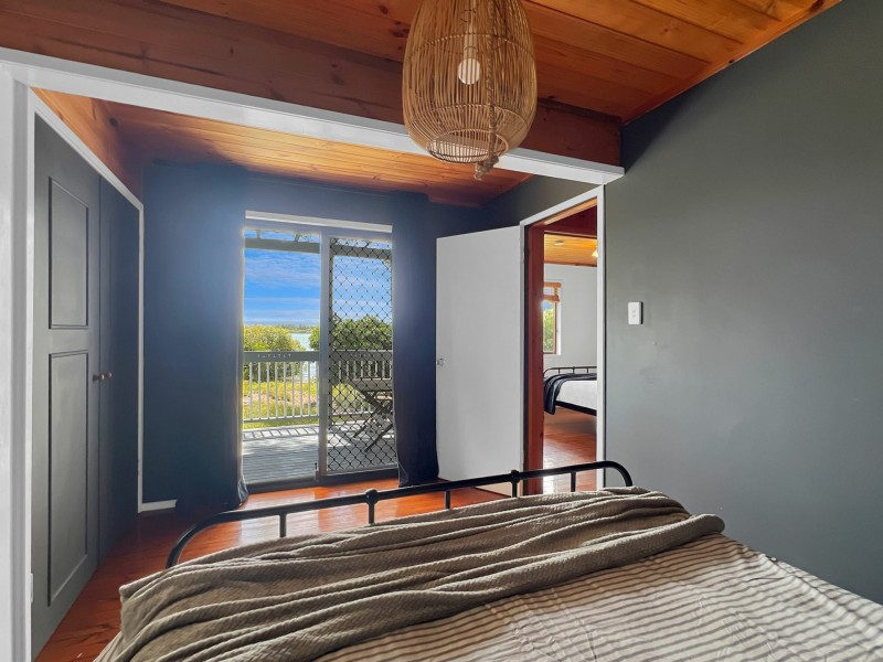 35 Jan Street, Macleay Island QLD 4184