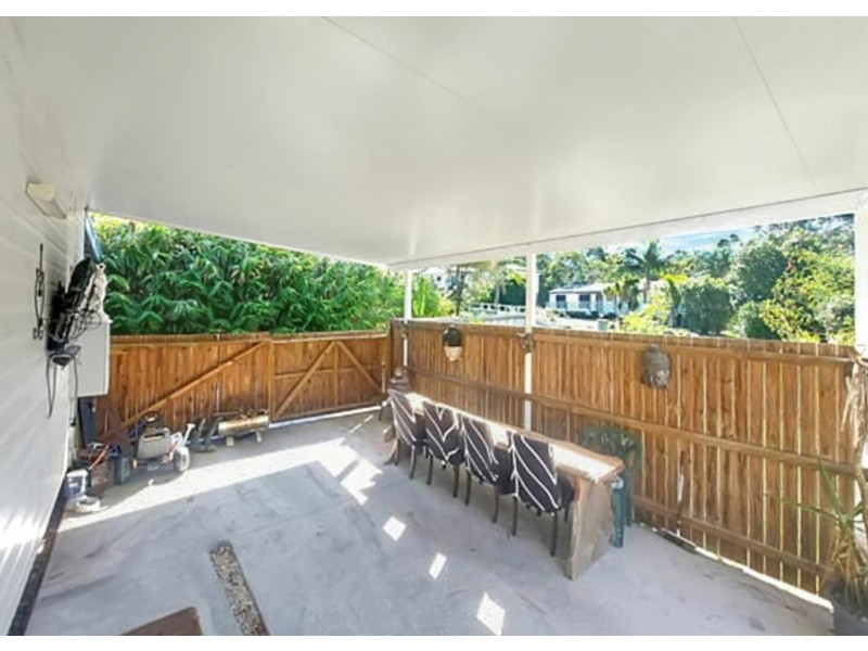 60 Eastbourne Terrace, Macleay Island QLD 4184