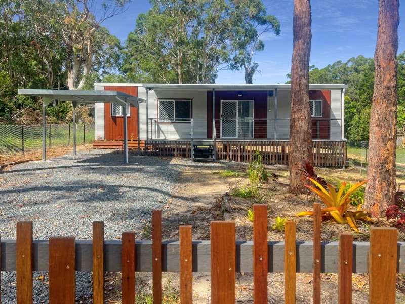 12 Heron Street, Macleay Island QLD 4184