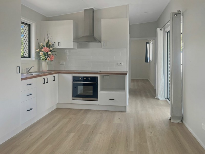 12 Heron Street, Macleay Island QLD 4184