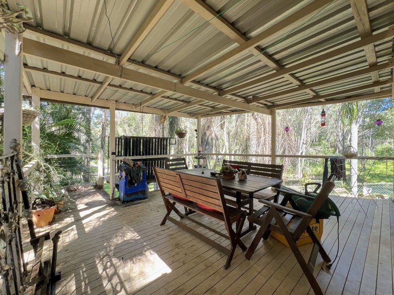 5 Lakeside Avenue, Macleay Island QLD 4184