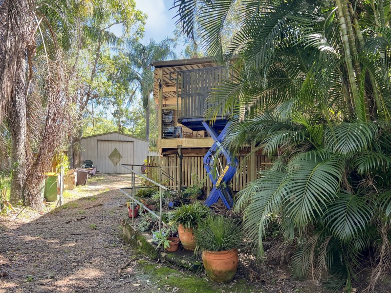 5 Lakeside Avenue, Macleay Island QLD 4184