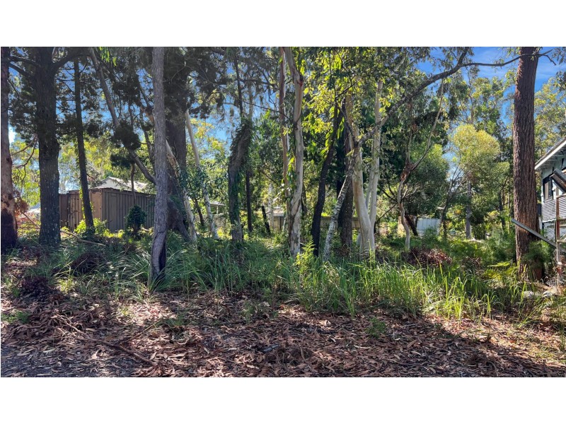 17 Morwong Street, Macleay Island QLD 4184