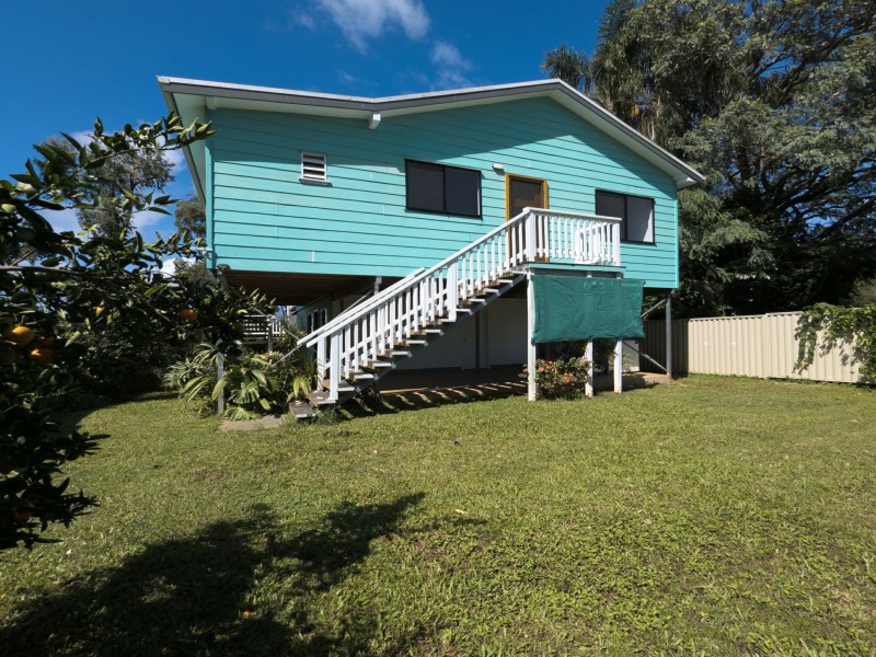 28 Lucas Dr, Lamb Island QLD 4184