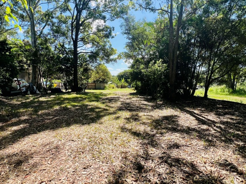 55 High Central Road, Macleay Island QLD 4184