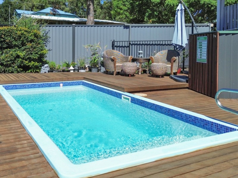 1 Vine Street, Macleay Island QLD 4184