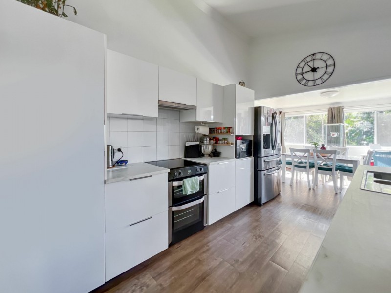 1 Vine Street, Macleay Island QLD 4184