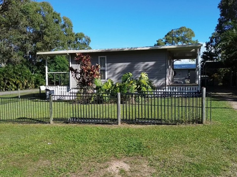 66 Eastbourne Terrace, Macleay Island QLD 4184