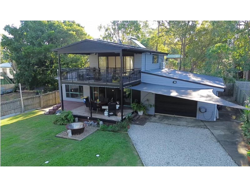 25 Eastern Road, Macleay Island QLD 4184