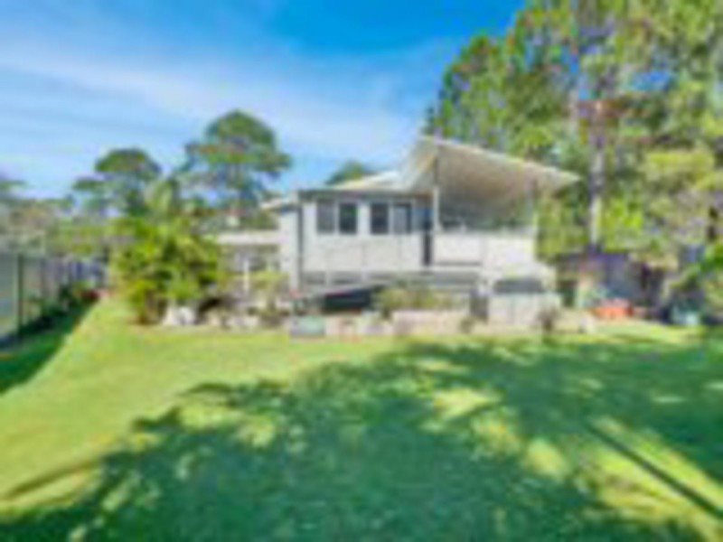 1 Vine Street, Macleay Island QLD 4184