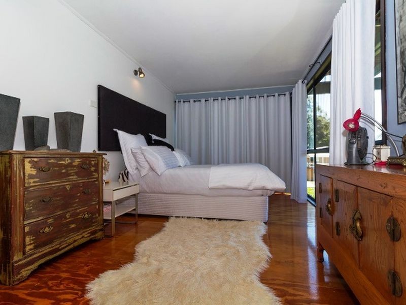 3 Kim Crescent, Macleay Island QLD 4184