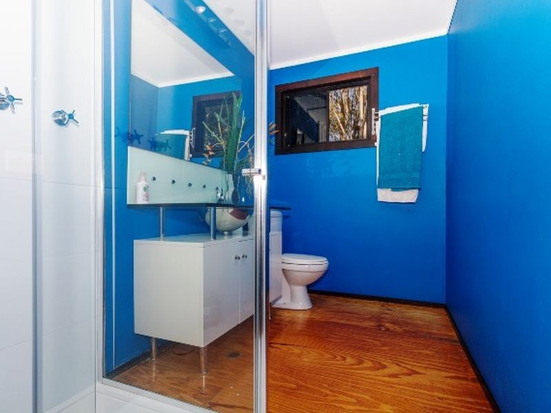 3 Kim Crescent, Macleay Island QLD 4184