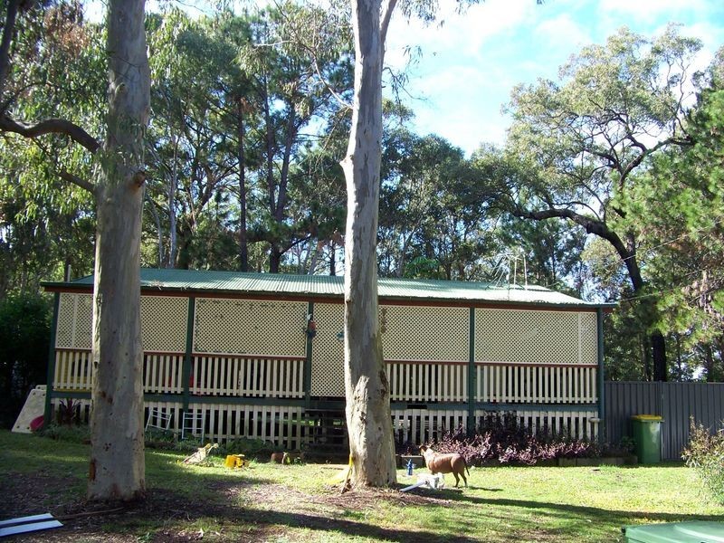 13 Derwent street, Macleay Island QLD 4184