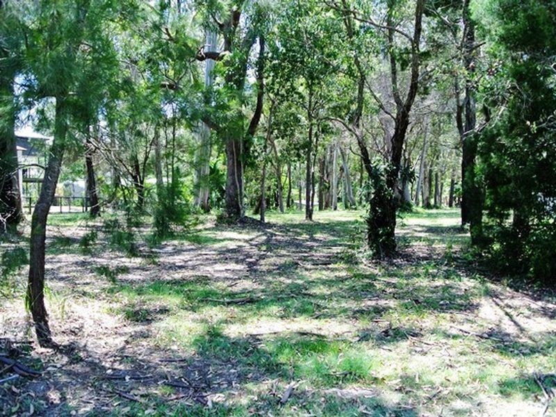 16 Rio Street, Macleay Island QLD 4184