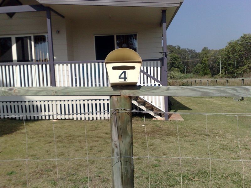 4 Cooee, Macleay Island QLD 4184