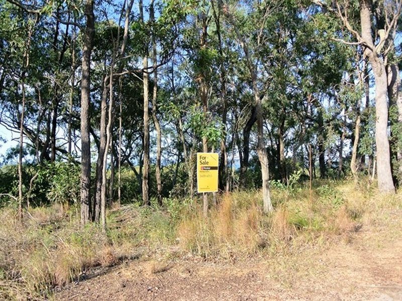 11 Beelong Street, Macleay Island QLD 4184