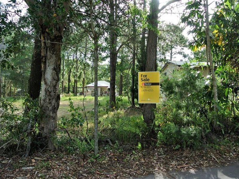 165-167 High Central Road, Macleay Island QLD 4184