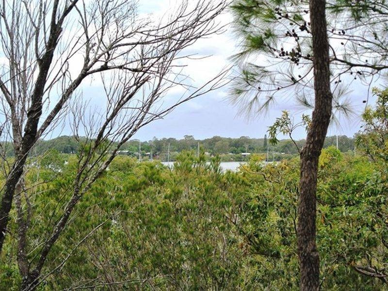 10 Emita Street, Macleay Island QLD 4184