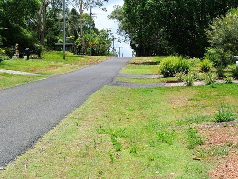 14 Eastbourne Terrace, Macleay Island QLD 4184