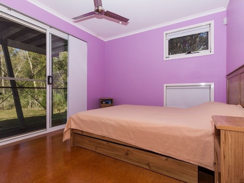 14 Hilda Crescent, Macleay Island QLD 4184