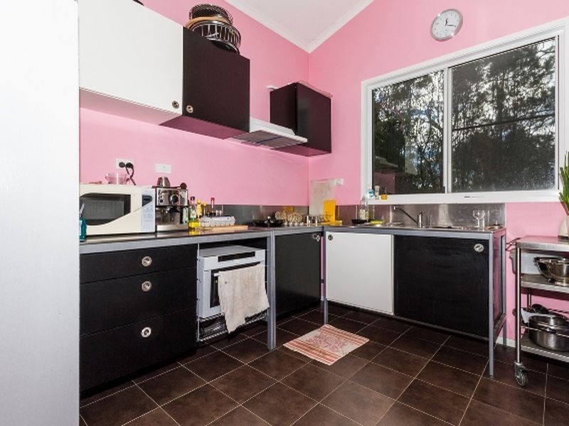 14 Hilda Crescent, Macleay Island QLD 4184