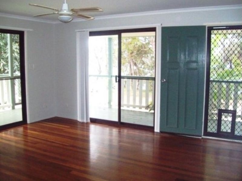 8 Pandora Court, Macleay Island QLD 4184