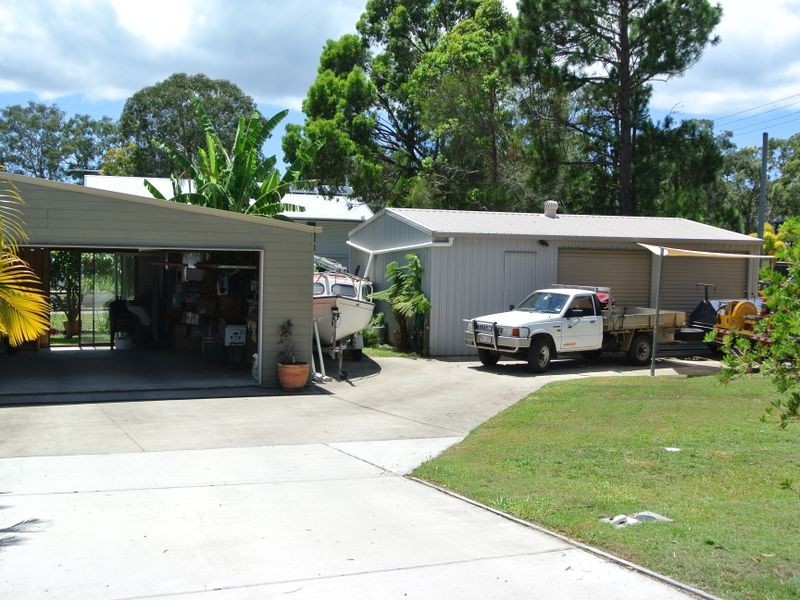 27-29 Sentosa Tce, Macleay Island QLD 4184