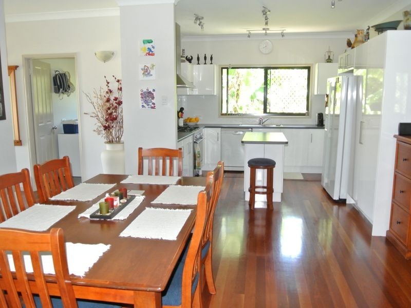 27-29 Sentosa Tce, Macleay Island QLD 4184