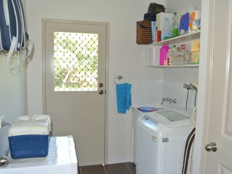 27-29 Sentosa Tce, Macleay Island QLD 4184
