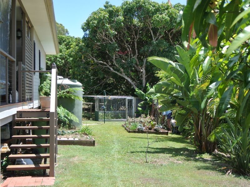 27-29 Sentosa Tce, Macleay Island QLD 4184