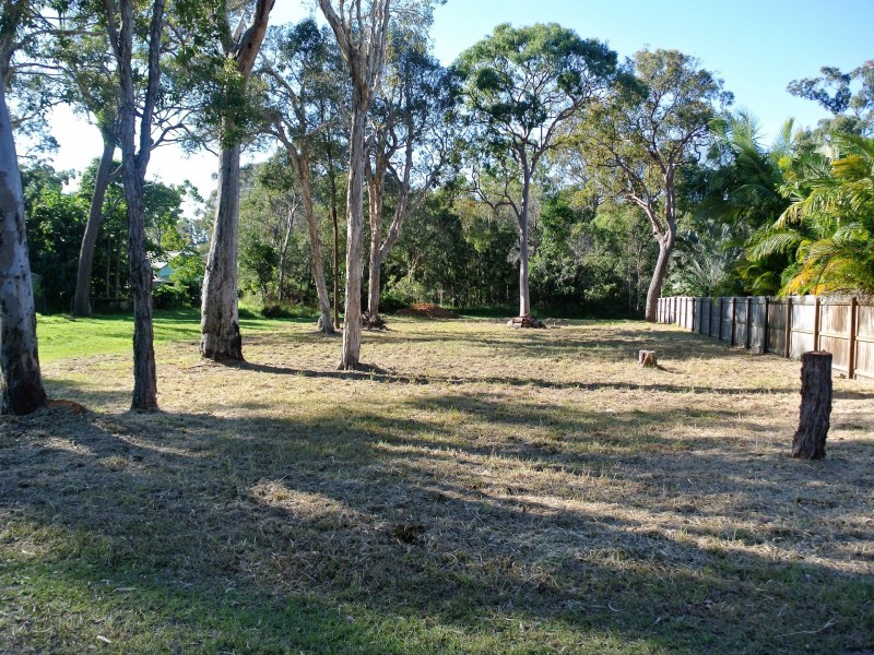 13 Wharf Street, Macleay Island QLD 4184