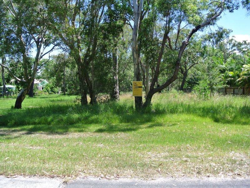 13 Wharf Street, Macleay Island QLD 4184