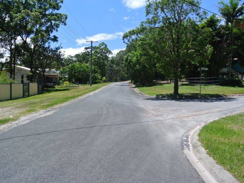 13 Wharf Street, Macleay Island QLD 4184