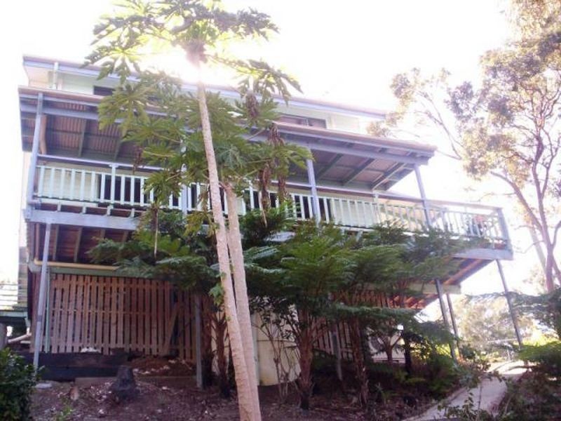 30 Deviot Street, Macleay Island QLD 4184