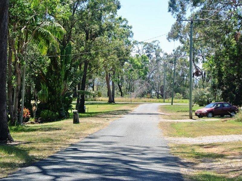 12 Double Bay Street, Macleay Island QLD 4184
