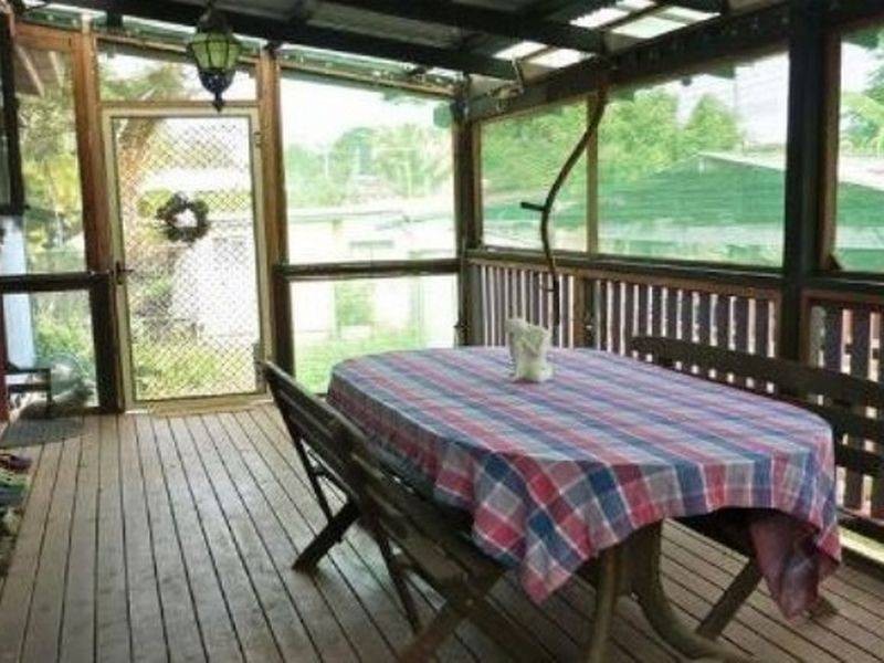 1 Marine Street, Macleay Island QLD 4184