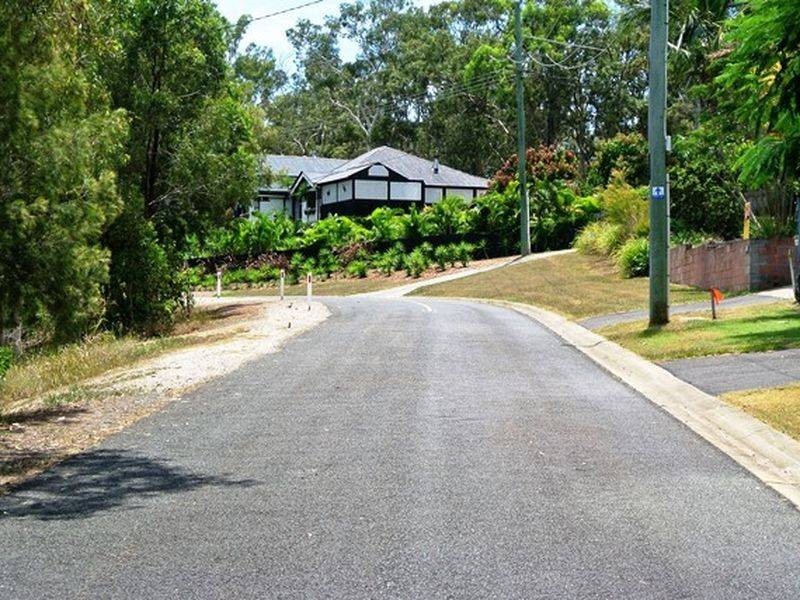 54 Coondooroopa Drive, Macleay Island QLD 4184