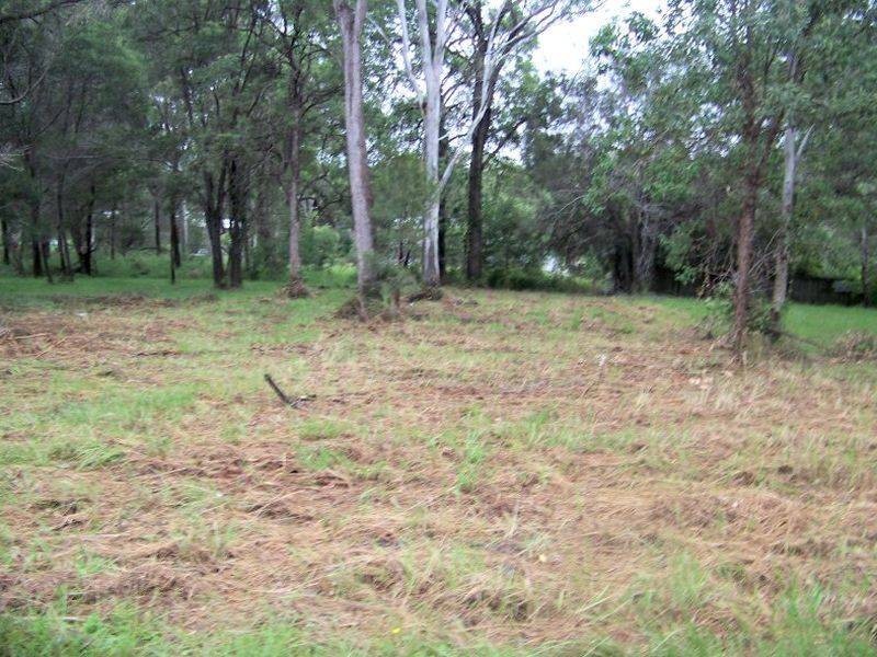 25 Bruce Street, Lamb Island QLD 4184