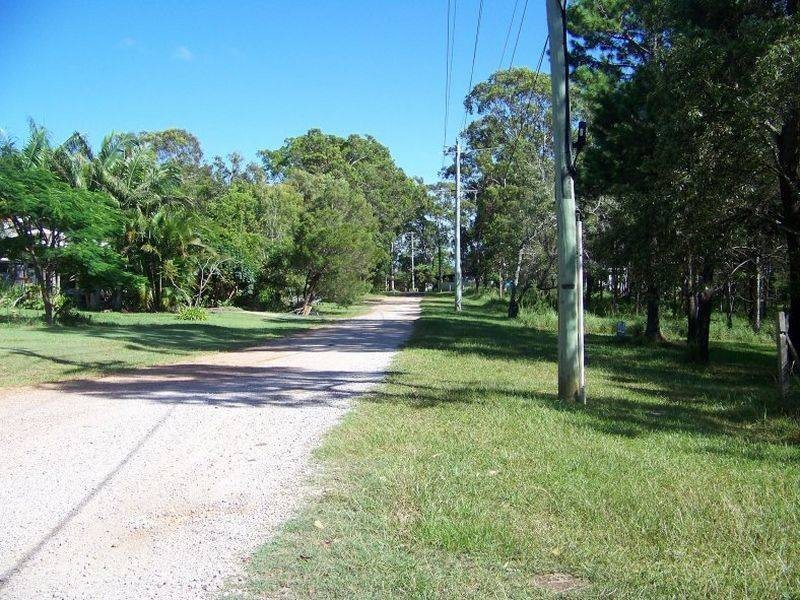 25 Bruce Street, Lamb Island QLD 4184