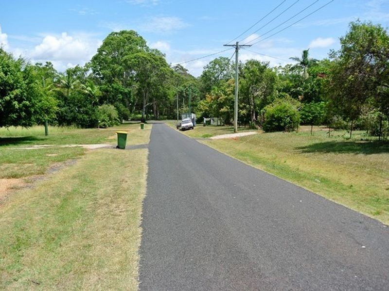 12 Eastbourne Terrace, Macleay Island QLD 4184