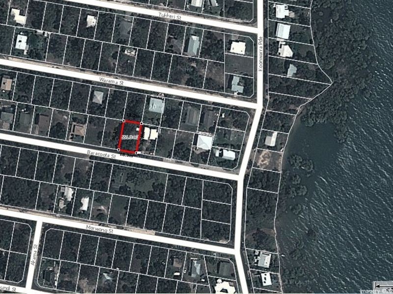 29 Baracoota Street, Macleay Island QLD 4184