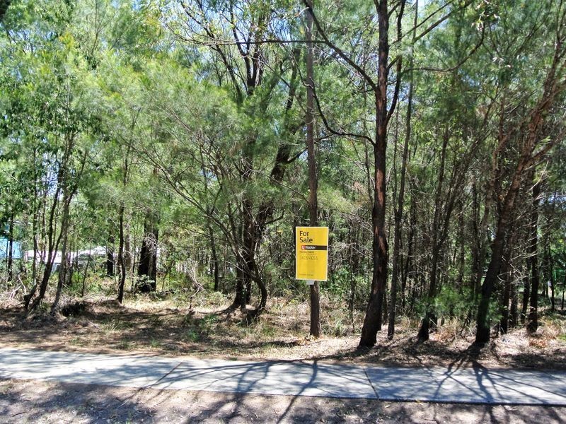 13 Kate Street, Macleay Island QLD 4184