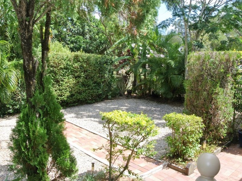 37 Kardinia Street, Macleay Island QLD 4184
