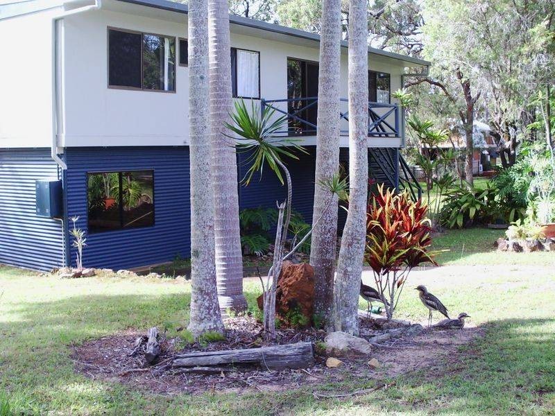 7 Double Bay Street, Macleay Island QLD 4184
