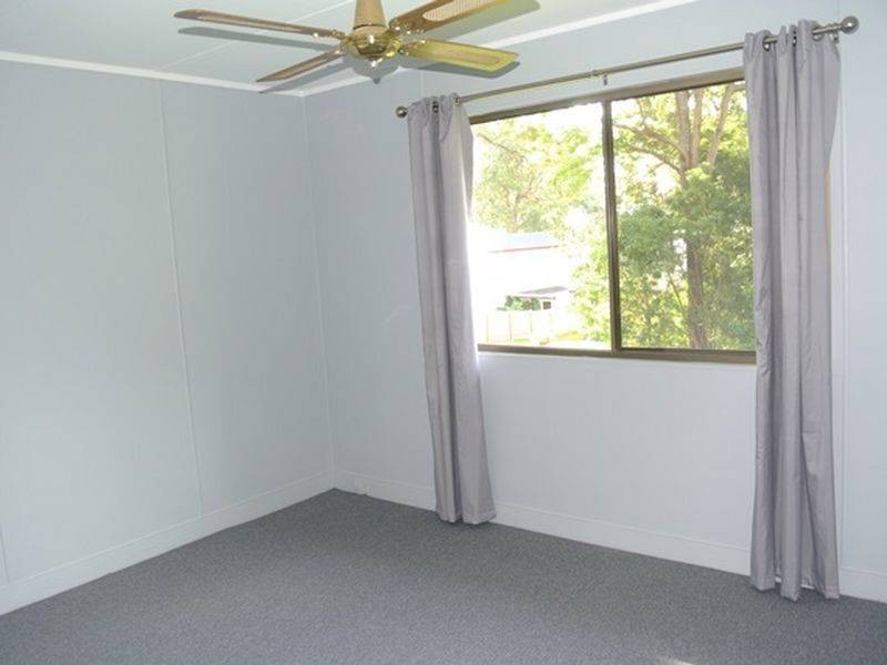 7 Double Bay Street, Macleay Island QLD 4184