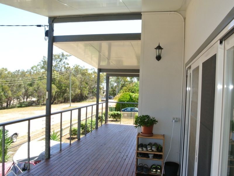 2 Percival Street, Macleay Island QLD 4184