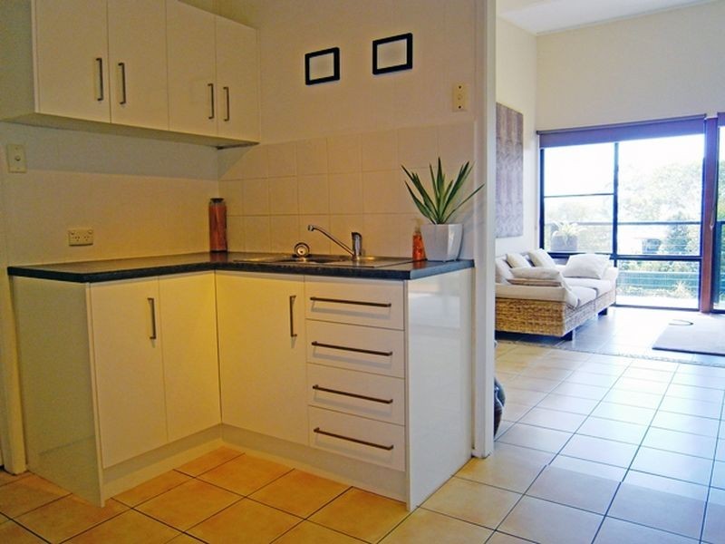23 Oomool Street, Macleay Island QLD 4184