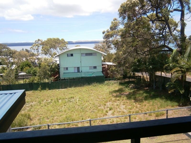 23 Oomool Street, Macleay Island QLD 4184