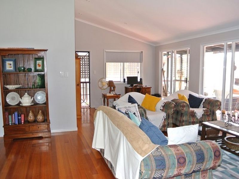 55 Beelong Street, Macleay Island QLD 4184