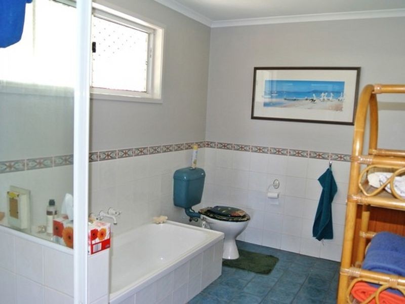 55 Beelong Street, Macleay Island QLD 4184